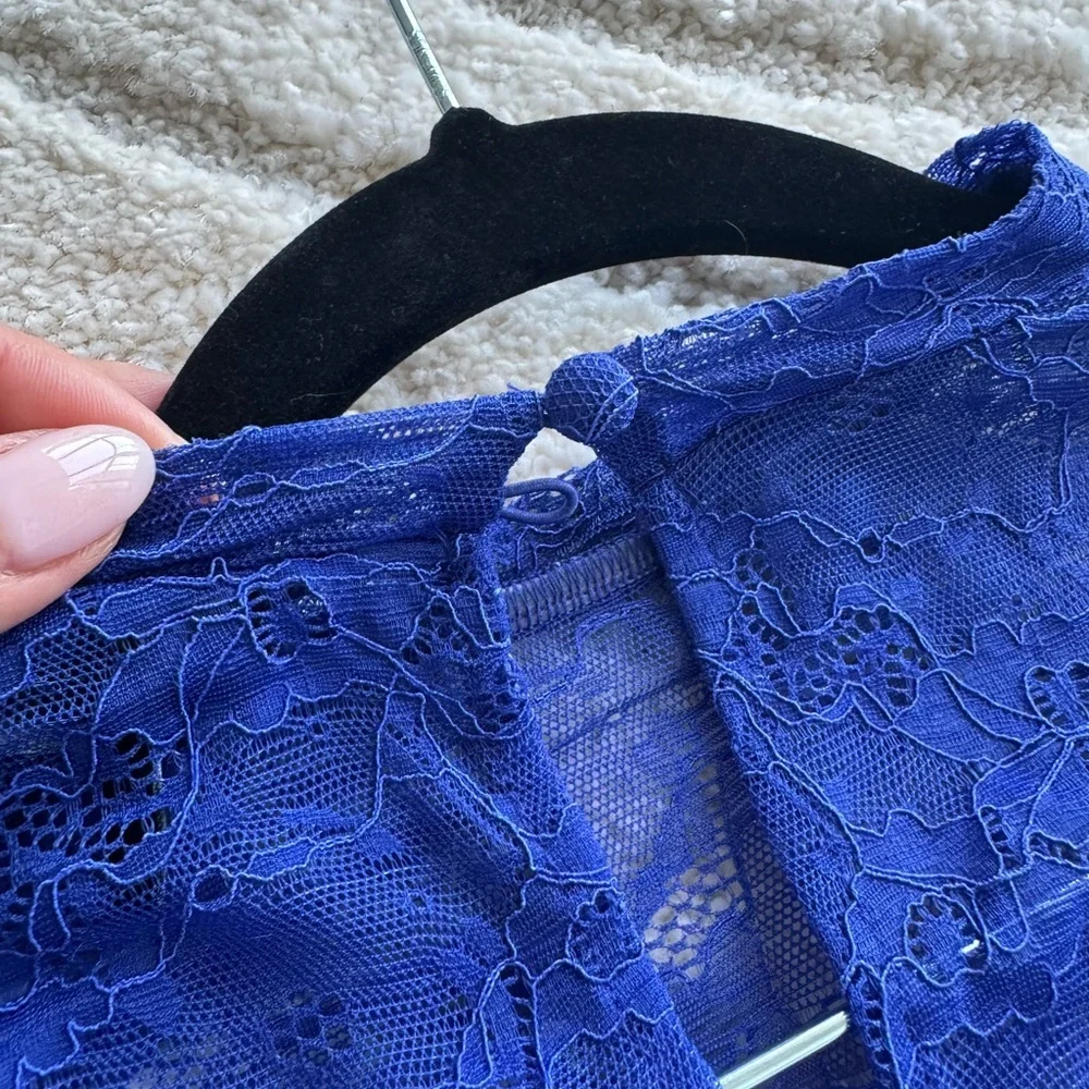 MARCIANO Royal Blue Lace Long Sleeve Bodysuit - Picture 6 of 6
